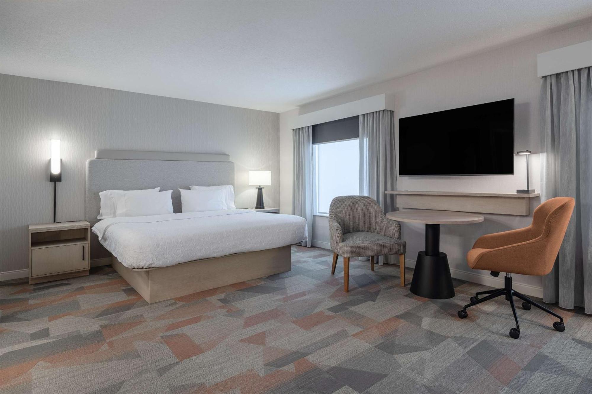 Hampton Inn & Suites By Hilton Moncton Exteriör bild