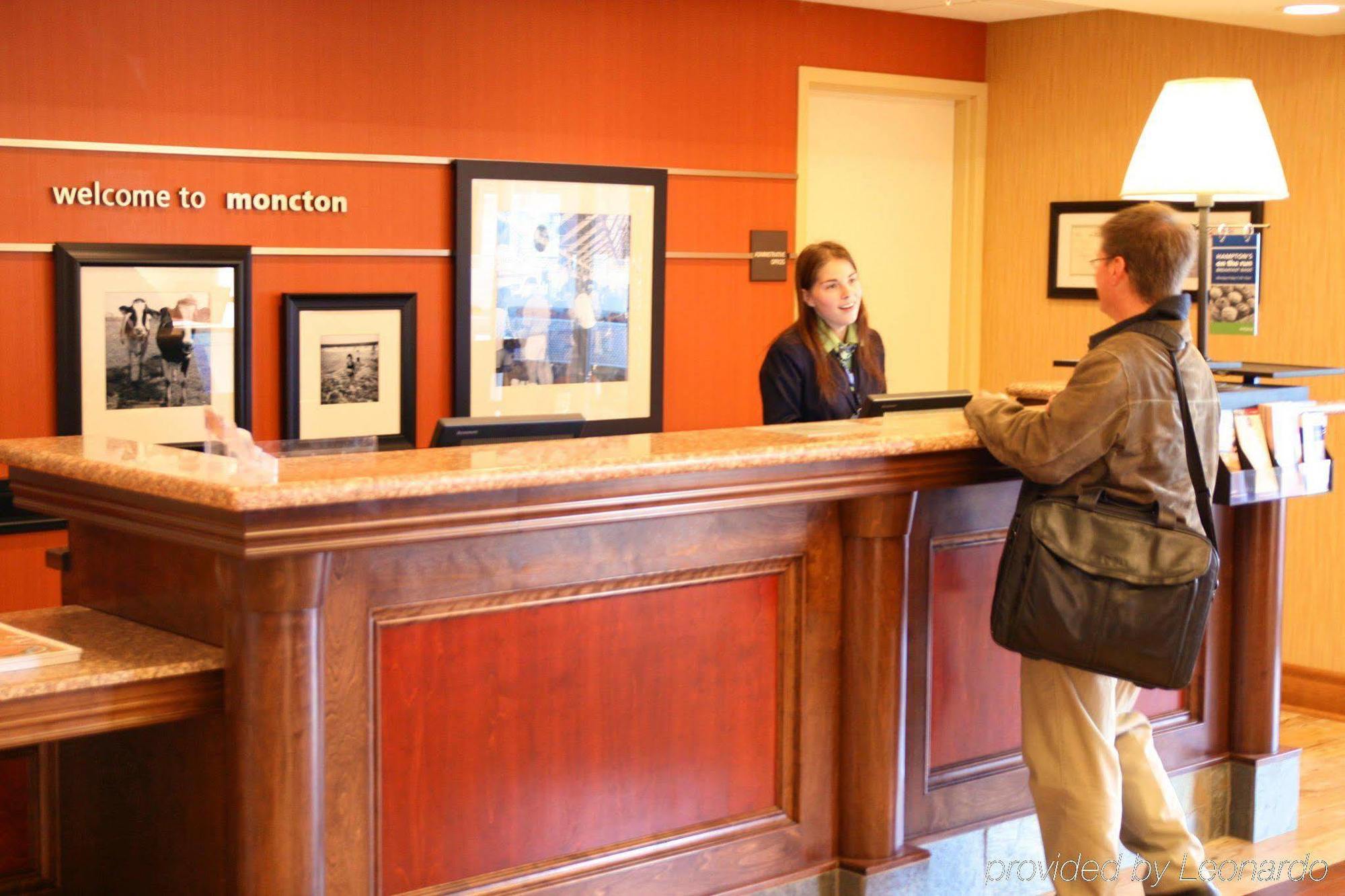 Hampton Inn & Suites By Hilton Moncton Inreriör bild