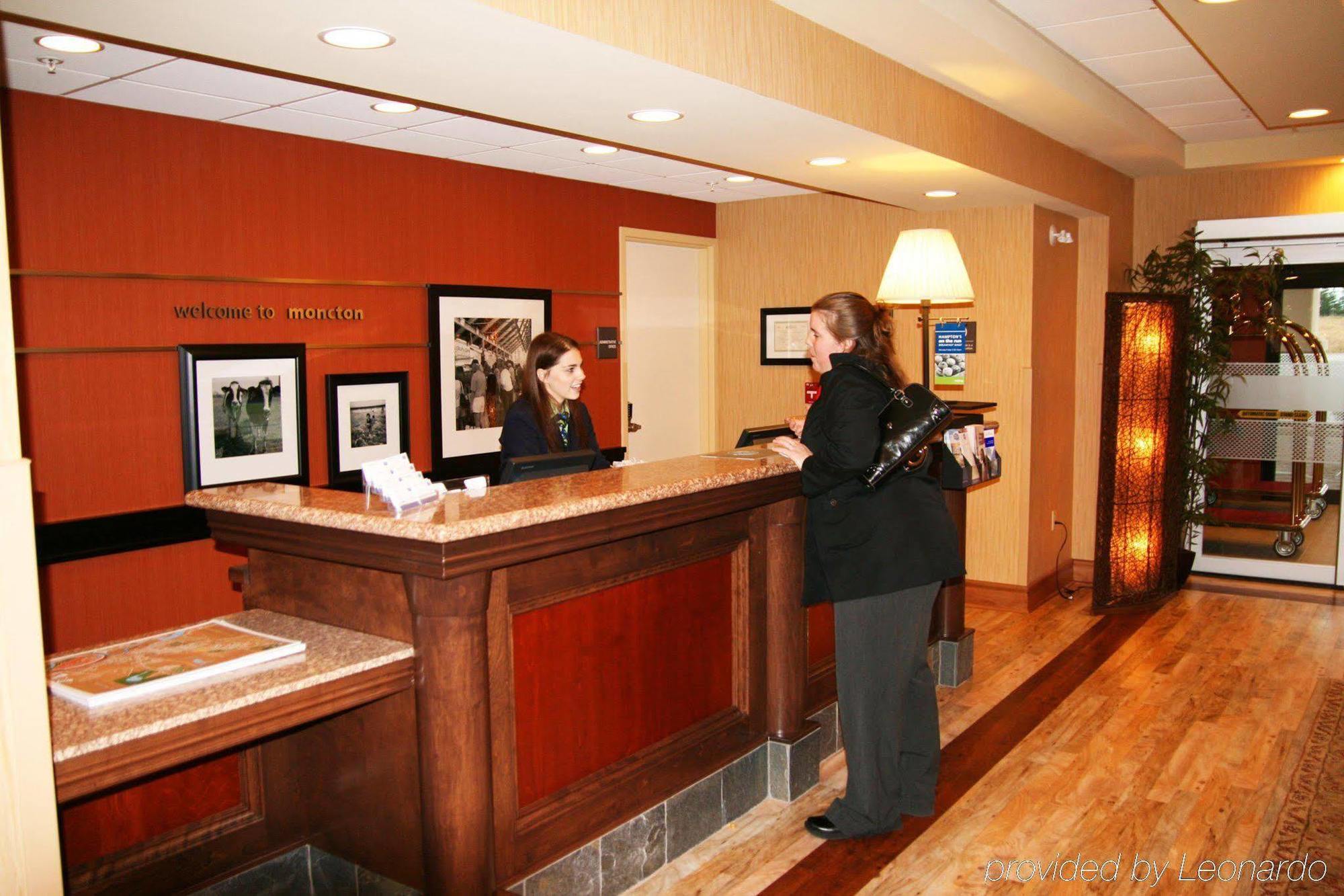 Hampton Inn & Suites By Hilton Moncton Inreriör bild