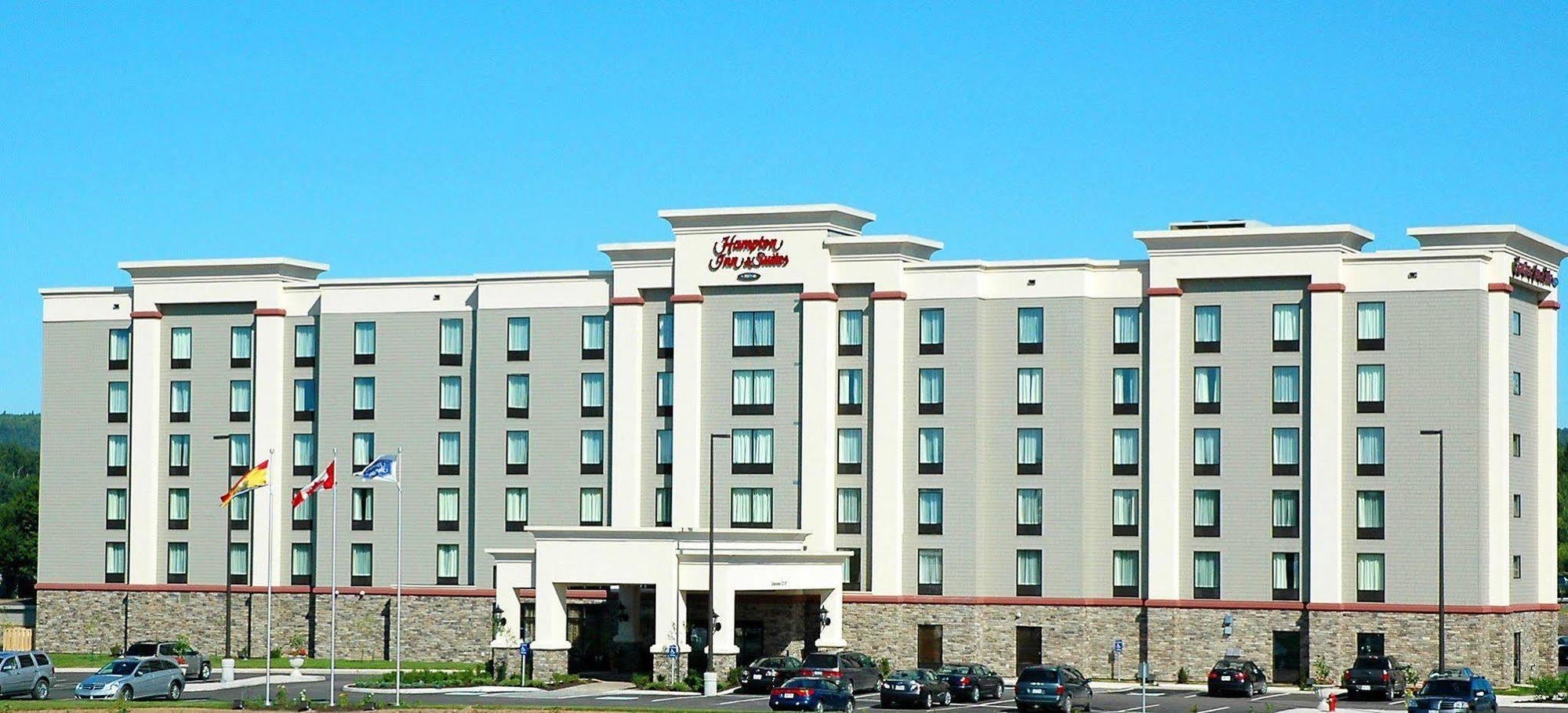 Hampton Inn & Suites By Hilton Moncton Exteriör bild