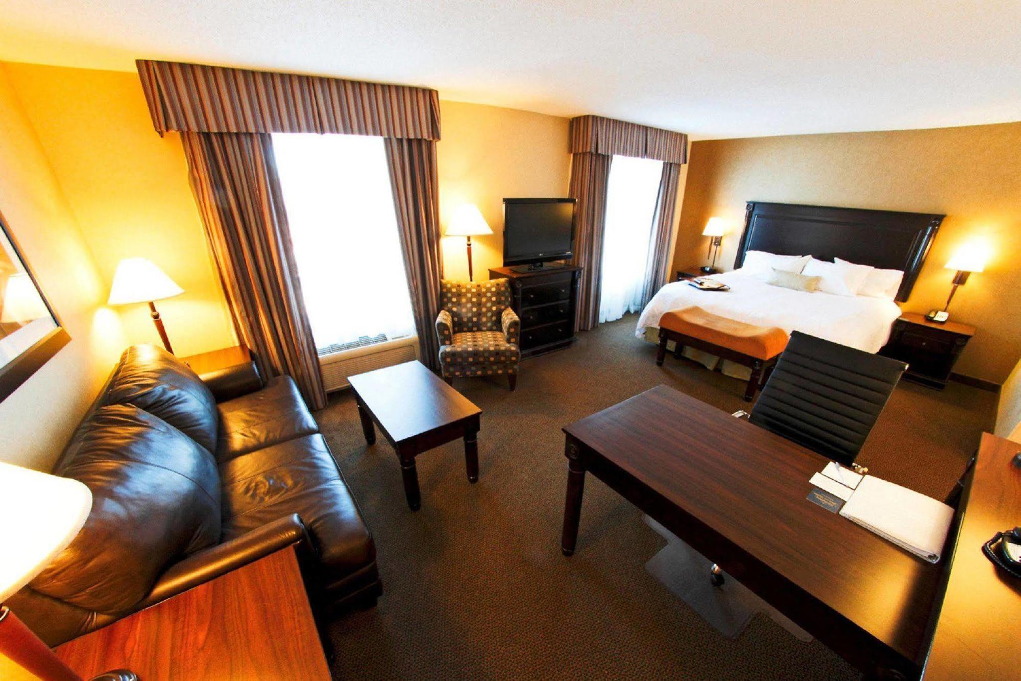 Hampton Inn & Suites By Hilton Moncton Rum bild